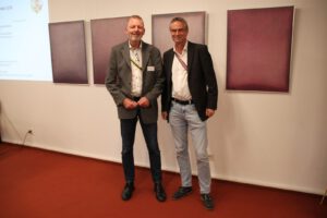 Nils Fries und Referent Stefan Hölscher