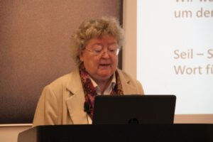 Prof'in Dr. Dorothea Sattler