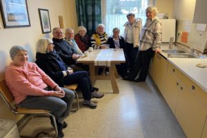 Plausch an der Kaffeemaschine