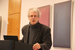 Prof. Dr. Christian Zgoll